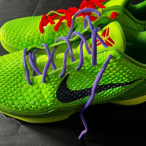 NIke kobe grinch Protro - Picture 5 of 5